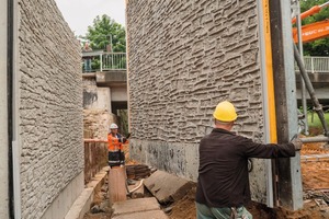  Retaining wall segments were ­delivered to the job site complete with formwork reuse plan and concreting schedule 