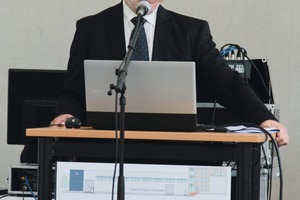  Dr. Ulrich Palzer, Director of the IAB Institute, welcomed the guests in the new technical center II 