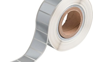  The Brady label for outdoor use is also available with silver coating 