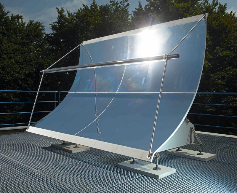 Curved Concentrated Solar Power Panel