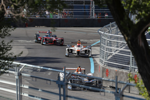  Concrete barriers colored with the inorganic pigments of the Bayferrox brand of Lanxess lined the racing circuit at the Hydro-Québec Montréal ePrix 