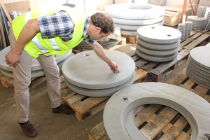  Christoph Bielser assures himself of the quality of the cured concrete products 