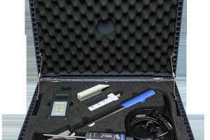  The new practical combined set in a compact hard-shell case 