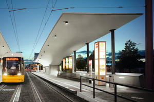  Straßenbahnhaltestelle am Berliner Hauptbahnhof 