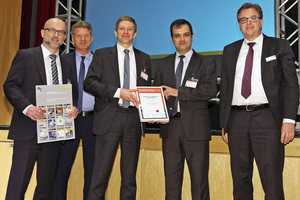  Solidian GmbH is awarded the 2018 Innovation Prize of the Supplier Industry for Structural Concrete Products. From left to right: Christian Jahn, BFT International, Prof. Harald Garrecht, head of the jury, Dr. Christian Kulas and Dr. Ali Shams, Solidian GmbH, and Dr. Ulrich Lotz, FBF Betondienst GmbH  