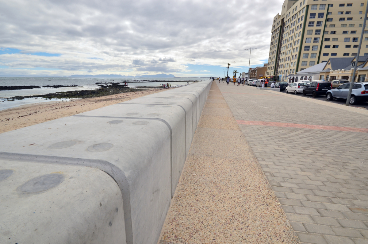 Wallpaper Precast Concrete Seawall Protects South African Coastal Town For Android