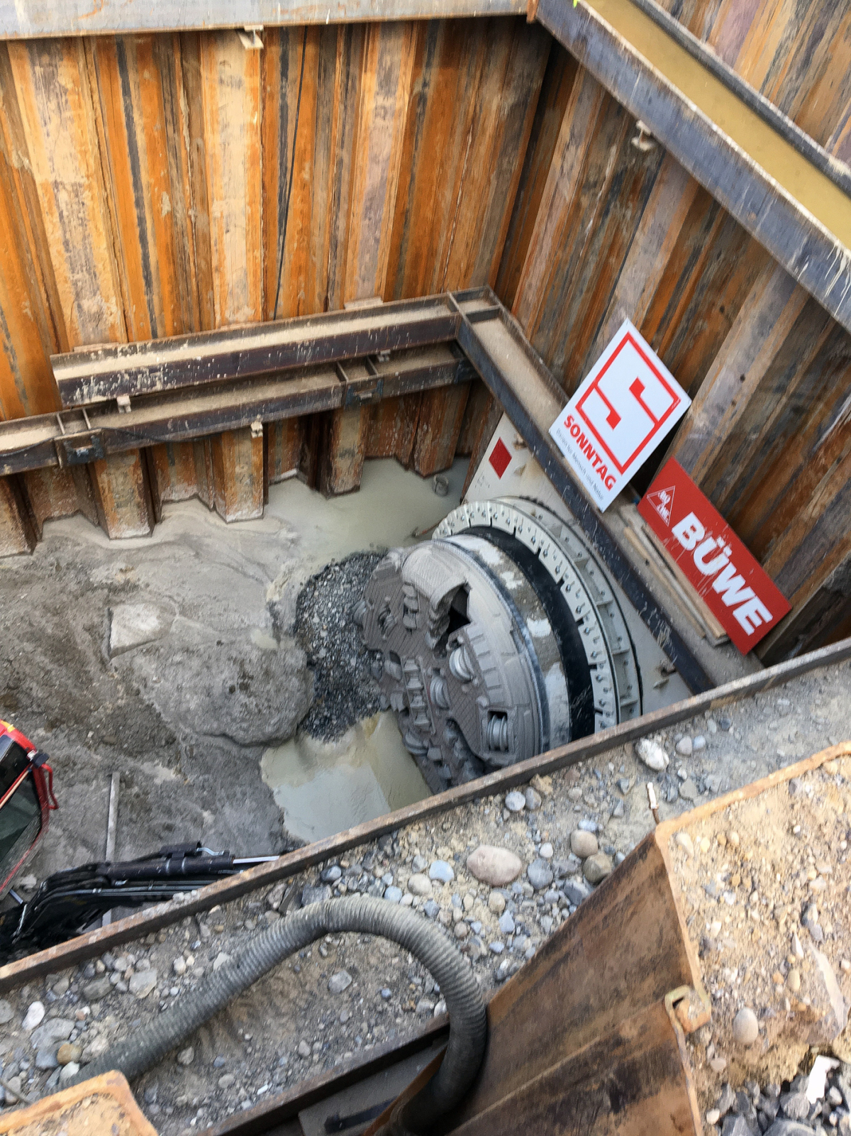 760 jacking pipes for urban drainage installed in Zug Concrete Plant