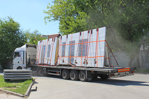  … whereas these sandwich wall panels are already on their way to the customer site in Scandinavia 