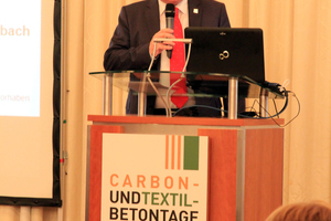  Prof. Manfred Curbach vom Institut für Massivbau der TU Dresden konnte 2017 rund 350 Teilnehmer zu den neunten Carbonbeton-Tagen begrüßen 