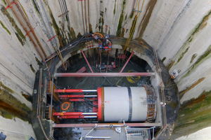  As part of the Antwerp Master Plan 2020, accessible supply tunnels were constructed using the pipe jacking method 