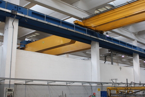  Sowohl die Wand- als auch die Dachelemente der Werkhallenkonstruktion stammen aus der firmeneigenen Produktion 
