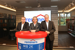  Since the beginning of November, experts with experience in the industry have expanded the range of activities at Remmers, in particular, in the Upper Austria region (from left to right): Christina Zika, Helmut Grubmüller and Arnold Pöschl  