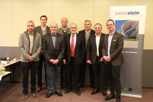  The new Board for the next three years (from left to right): Johann Socher, Helge Koll, Johannes Rüsing, Thomas Aicheler, Martin Kronimus, Frank Diegmüller, Andreas Schlemmer and the Chairman Florian Klostermann 