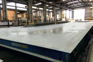  Kleihues chose formwork specialist Tecnocom, a member of the Progress Group, as technical partner in order to meet the high demands placed on a new exposed concrete production line using tilting tables  