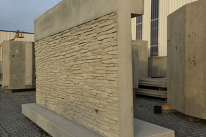  “Thanks to intelligently designed textured formliners, the precast concrete elements bear a striking resemblance to natural stones,” says Bernhard Drente, Technical Manager at Kleihues, delighted with the perfect surface finish of the precast concrete elements  