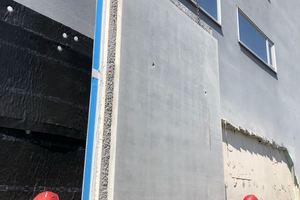  The precast concrete elements with integrated Polyfleece SX 1000 Wall, including permanent formwork, are installed at the construction site quickly and without problems  