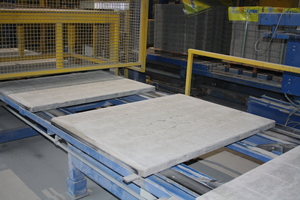  The edges that are open to vapor diffusion allow for circulation, thus the dissipation of moisture within the pallet  