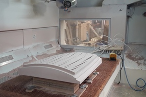  Für die Herstellung der Modelle nutzt Wasa eine CNC gesteuerte 5 Achsen Portalfräsmaschine 