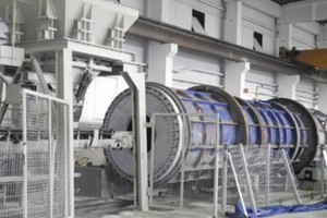  Fig. 5: Prototypes of high-performance overhead transmission poles: production in a large-diameter centrifuge (left and center) and construction at the factory premises (right) 