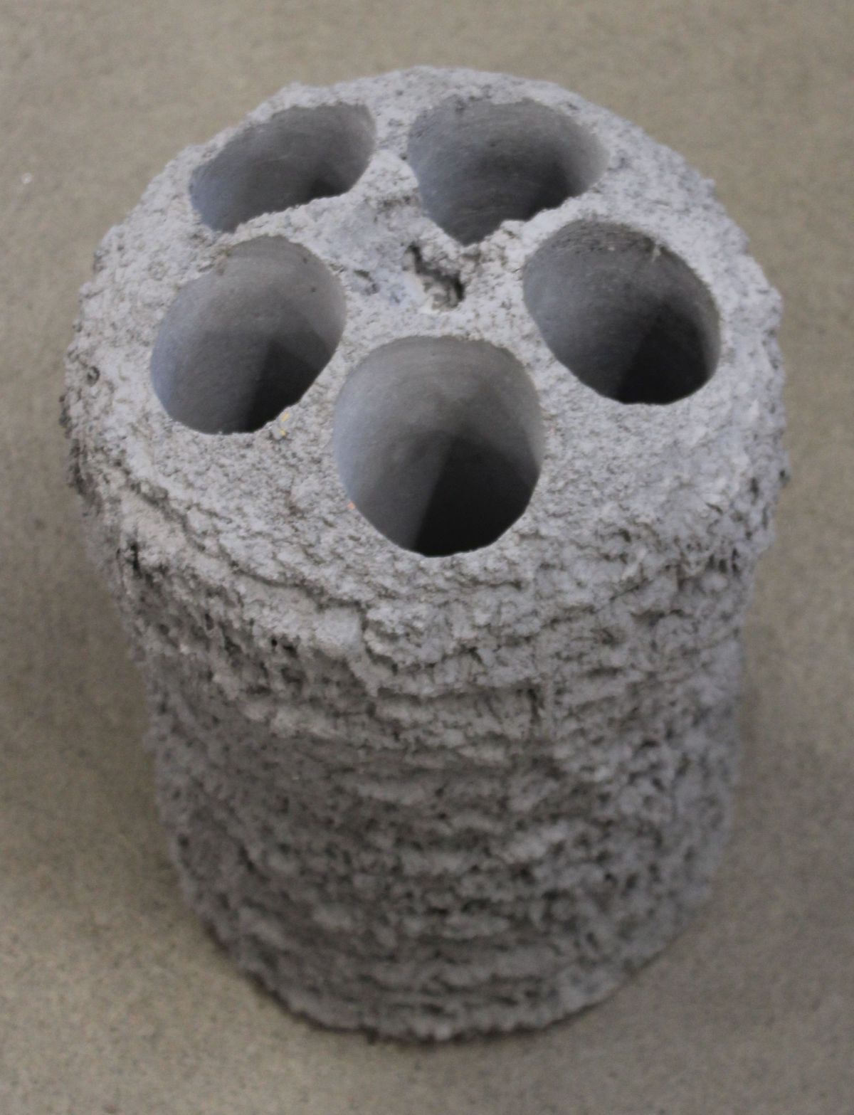 Production of the first concrete and reinforced concrete columns by