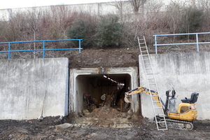  Breakthrough achieved: For the southern reception pit, part of the retaining wall had to go  