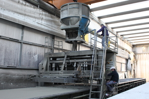  View of the concrete pouring station in the slab production line 