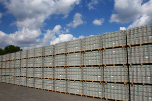  Terrassenplatten und Pflastersteine aus Schüttorf werden z. B. als Eigenmarke in rund 50 „Bauen+Leben“-Filialen verkauft 