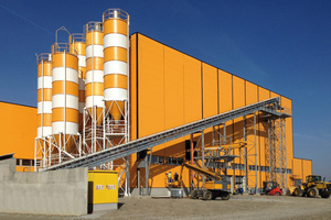  MCT Italy aggregates conveyor belt with self-cleaning systems 
