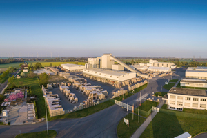  <div class="bildtext_en">Complete view of the Lithonplus plant Stassfurt</div> 