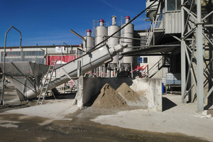  Fig.: Ready-mixed concrete recycling plant 