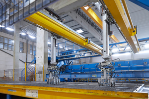  In the new Könnern facility for double walls and lattice girder floors, reinforcement was also automated to a large extent thanks to the Wire Center laying robot 