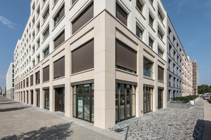  The facade elements made of Dyckerhoff Weiss cement are only 40 mm thin 