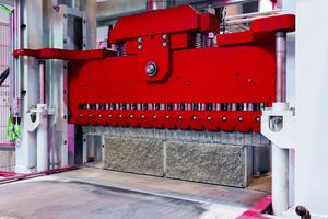  Fig. 13: SR Schindler splitting machine 