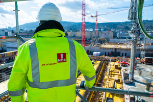  Die ZSC SwissLife Arena hat die Abmessungen ca. 111 x 169 m und ist über 32 m hoch 