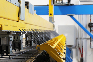  Beam bender in operation for automated production of bent end products 