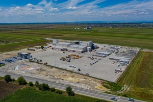  The new paving block production plant Petra Pavaje in Ploiesti in Romania, seen from a bird’s eye view 