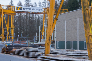  In seinem Betonfertigteilwerk in Freudenberg produziert Otto Quast Filigrandecken, Wandplatten und konstruktive Betonteile 