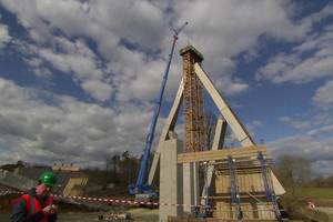  Folding bridges are erected because they can be built in an environmentally-friendly and space-saving way 