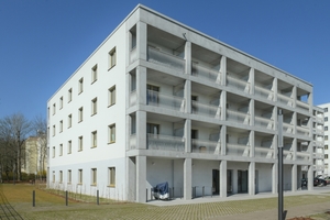  In Berlin‘s district of Gropiusstadt 99 apartments of Degewo are built in serialized construction using prestressed concrete floor slabs 