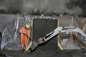  Befüllte Gitterstruktur fertig für den Auftrag der Betondeckung 