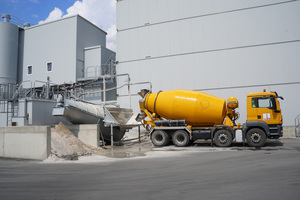  Liebherr LRT 622 recycling system with elevated tank 