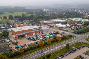  Aerial view of the Avermann company site 