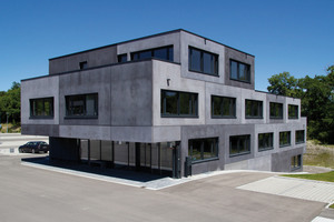  The pattern of prefabricated modular, box-shaped units is also visible from outside  