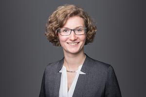  Magdalena KimmPost-Doc und Leiterin des Bereichs „Construction Composites“ am Institut für Textiltechnik (ITA) der RWTH Aachen University. 2016 Master in Wirtschaftsingenieurwesen an der RWTH; 2020 Doktorarbeit am ITA, Beteiligung an mehreren großen Forschungsprojekten und Expertin für die ganzheitliche Perspektive zum nachhaltigen Einsatz von Faserverbundwerkstoffen in der Bauindustrie. 