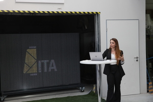  Gözdem Dittel vom Institut für Textiltechnik (ITA) referierte über das 3D-Drucken von Beton 
