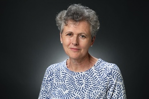  Prof. Karen ScrivenerPhD at Imperial College in 1984. K. Scrivener worked for Lafarge in France for six years, before being appointed Professor and Head of the Laboratory of Construction Materials, at EPFL, Switzerland in 2001. In 2003 she founded the research network Nanocem bringing together the leading Industrial companies (Cement and admixtures) with European academic institute to do research on Cementitious Materials. Her research focusses on the understanding the chemistry and microstructure of cement based materials and improving their sustainability. 