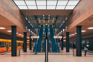  Der Grundgedanke der Architekten beim U-Bahnhof „Unter den Linden“ war es, einen weitgehend offen wirkenden Raum zu erzeugen 