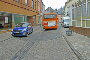  Fig. 1: Highly loaded gutter in the center of the street 