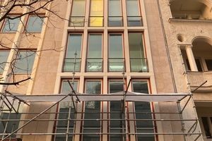  Die Fassade des Akazienbogens wurde mit LinCrete StoneLine Elementen verkleidet 