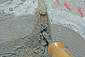  Fig. 23: Mortar filling method in the case of insufficient joint width 